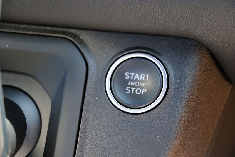 Landrover Defender 110 5.0 V8 Carpathian Edition with Urban Styling