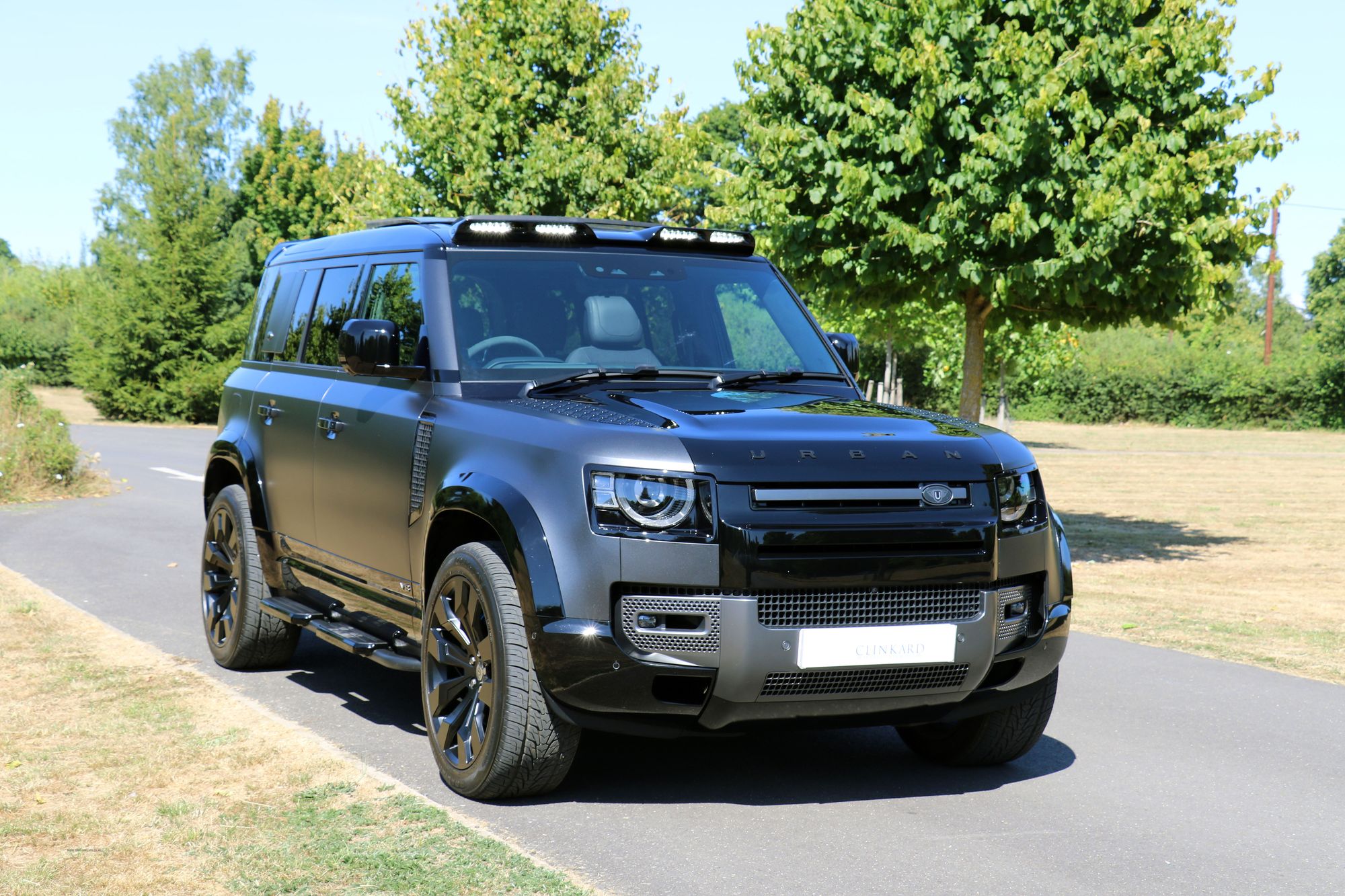 Landrover Defender 110 5.0 V8 Carpathian Edition with Urban Styling