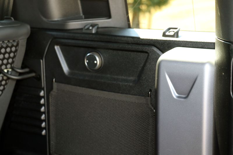 Landrover Defender 110 5.0 V8 Carpathian Edition with Urban Styling