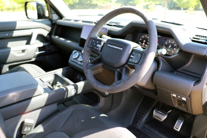 Landrover Defender 110 5.0 V8 Carpathian Edition with Urban Styling