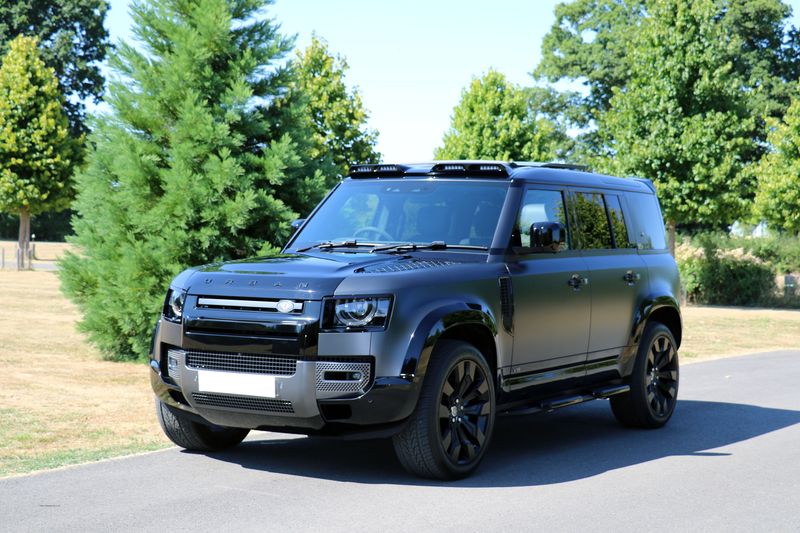 Landrover Defender 110 5.0 V8 Carpathian Edition with Urban Styling