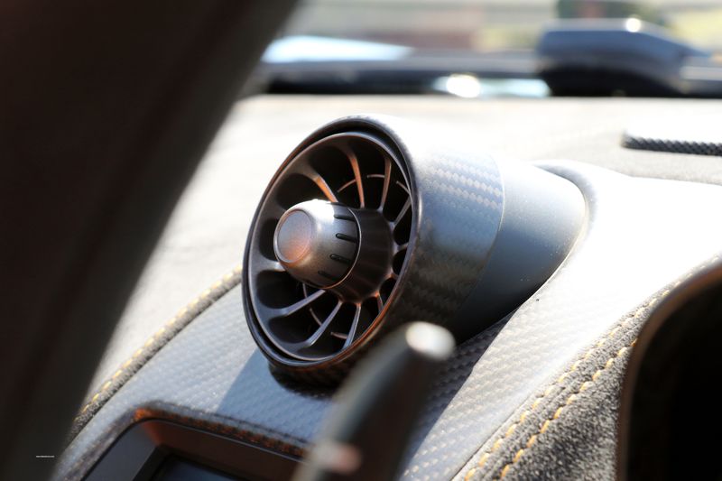 McLaren 675LT Spider