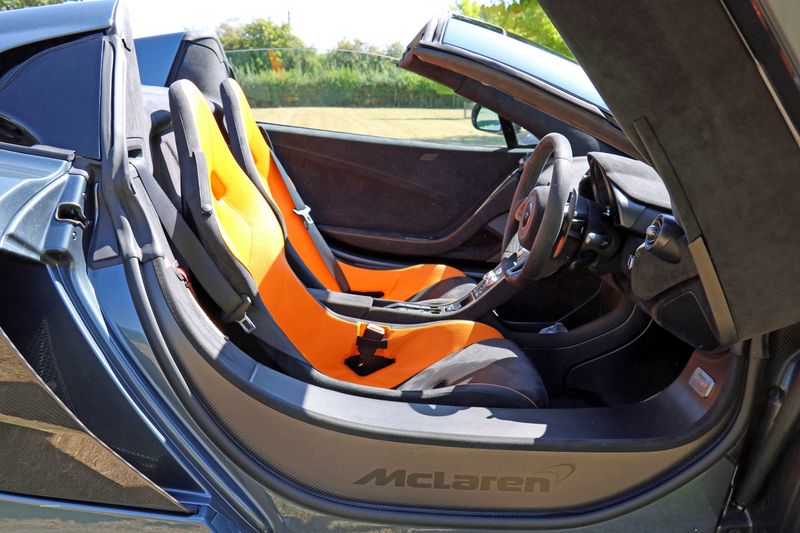 McLaren 675LT Spider