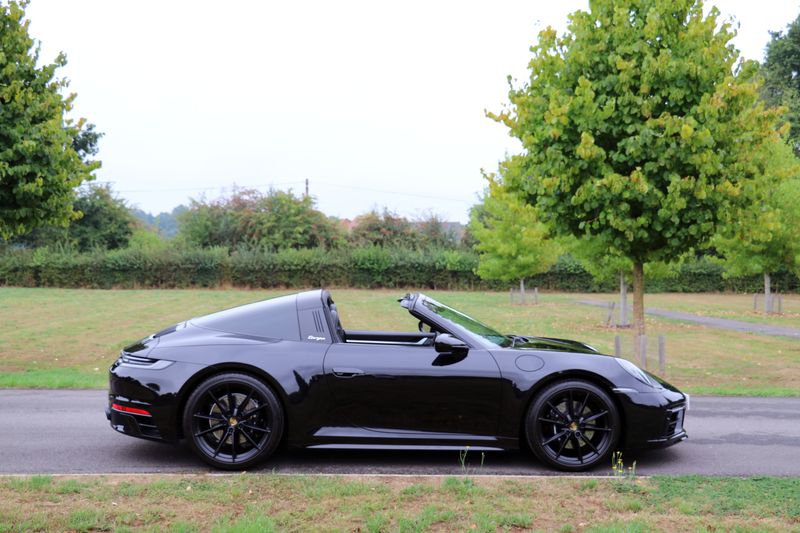 Porsche 992 Targa 4S