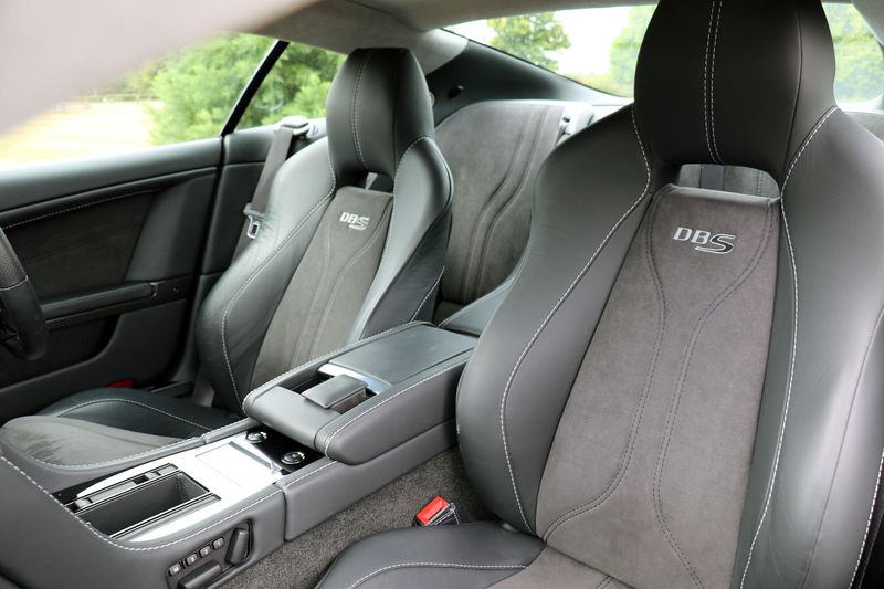 Aston Martin DBS Coupe Touchtronic