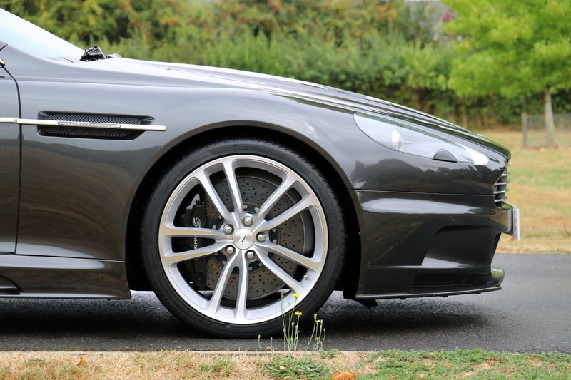 Aston Martin DBS Coupe Touchtronic