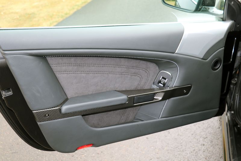 Aston Martin DBS Coupe Touchtronic