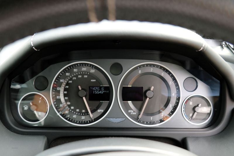 Aston Martin DBS Coupe Touchtronic