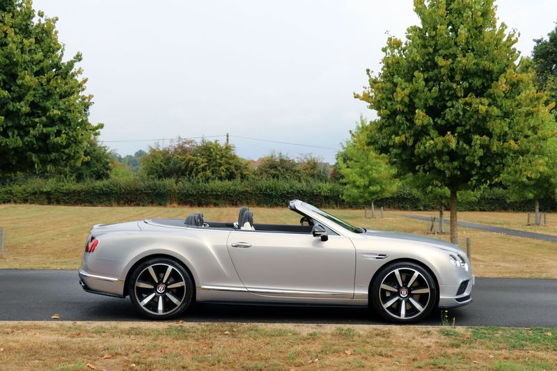 Bentley Continental GTC V8