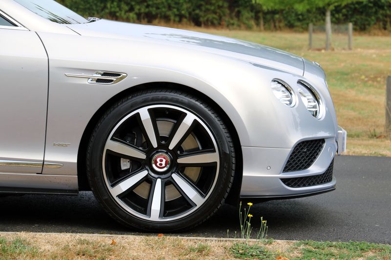 Bentley Continental GTC V8