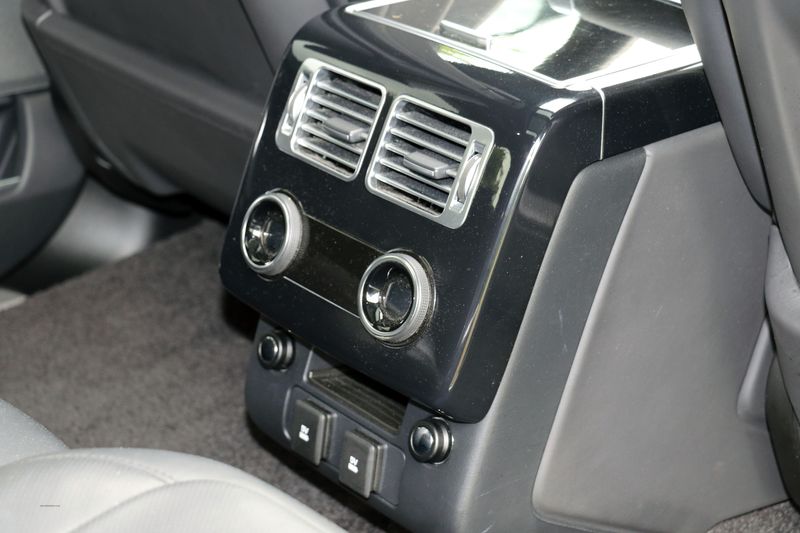 Range Rover 4.4 SDV8 Autobiography LWB