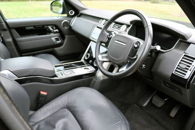 Range Rover 4.4 SDV8 Autobiography LWB