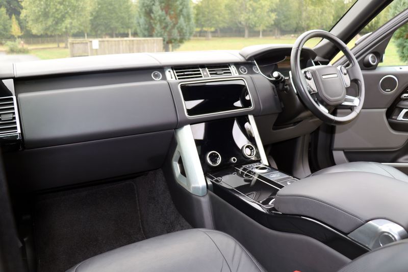 Range Rover 4.4 SDV8 Autobiography LWB