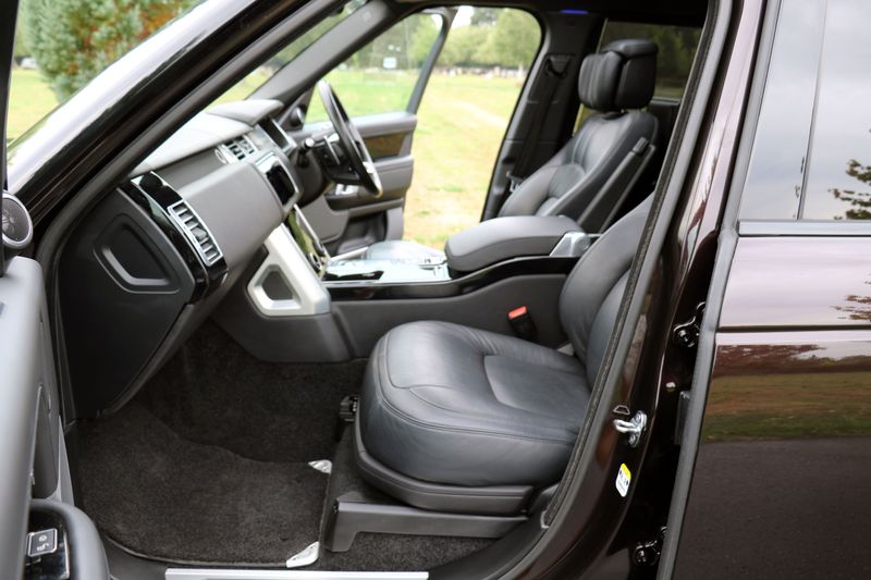 Range Rover 4.4 SDV8 Autobiography LWB