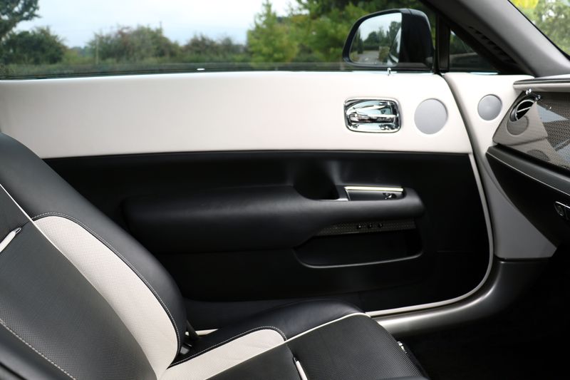 Rolls Royce Wraith V12 Coupe Black Badge