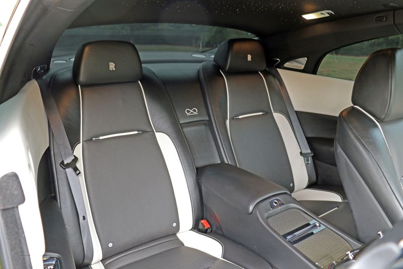 Rolls Royce Wraith V12 Coupe Black Badge