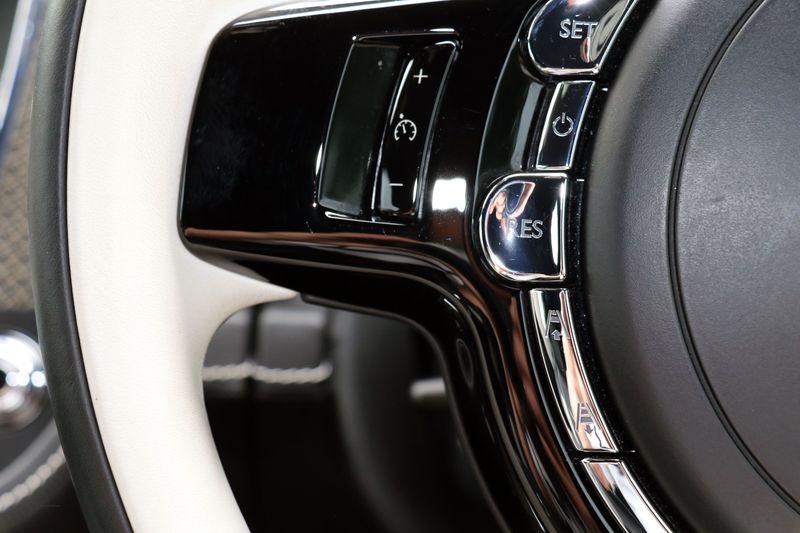 Rolls Royce Wraith V12 Coupe Black Badge