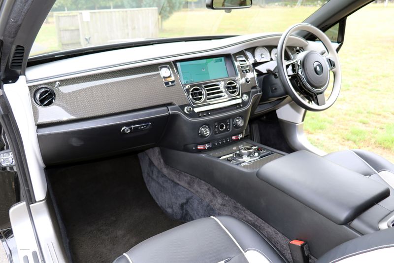 Rolls Royce Wraith V12 Coupe Black Badge