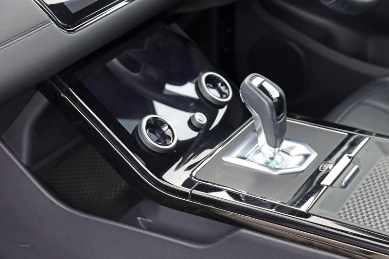 Range Rover Evoque D180 R Dynamic SE