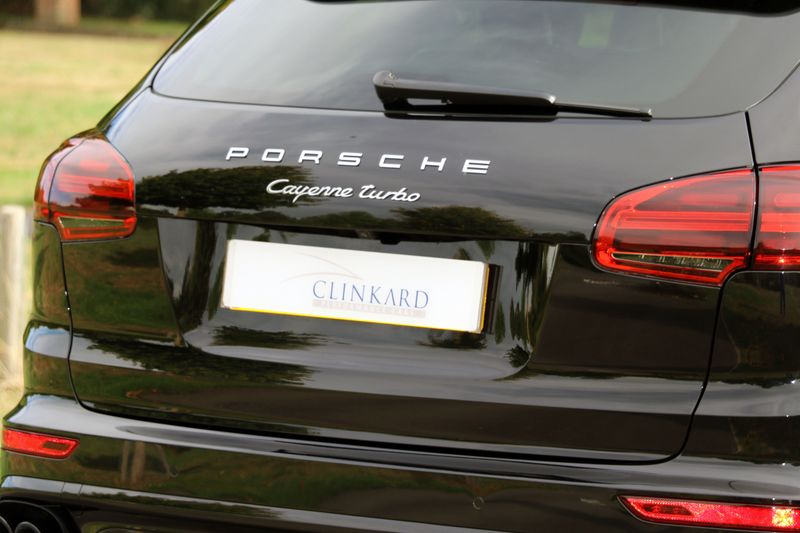 Porsche Cayenne Turbo Tiptronic