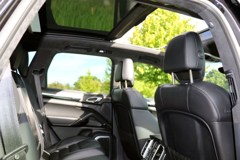 Porsche Cayenne Turbo Tiptronic