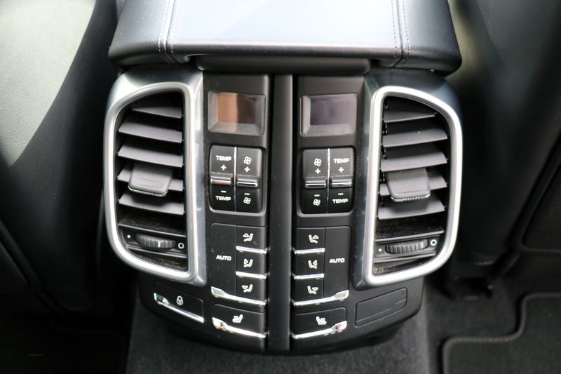 Porsche Cayenne Turbo Tiptronic