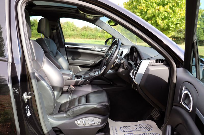 Porsche Cayenne Turbo Tiptronic