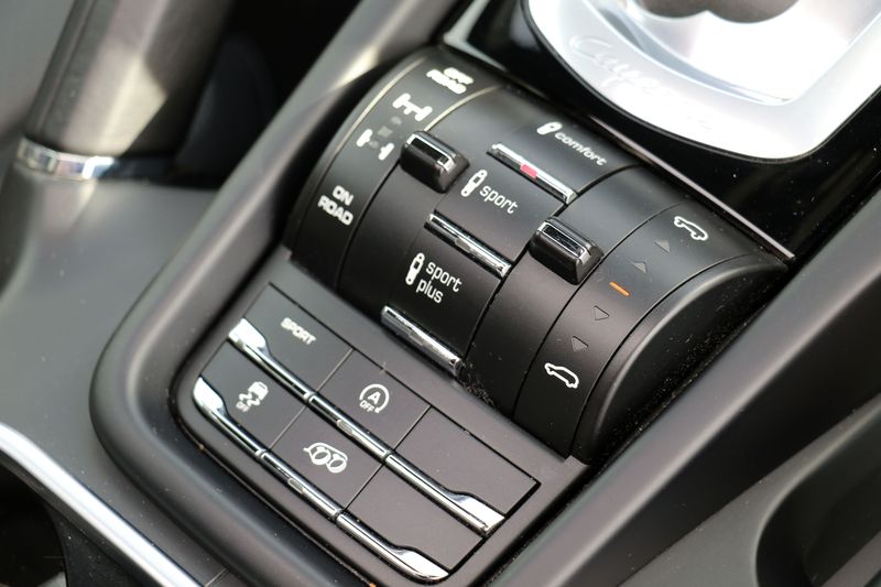 Porsche Cayenne Turbo Tiptronic