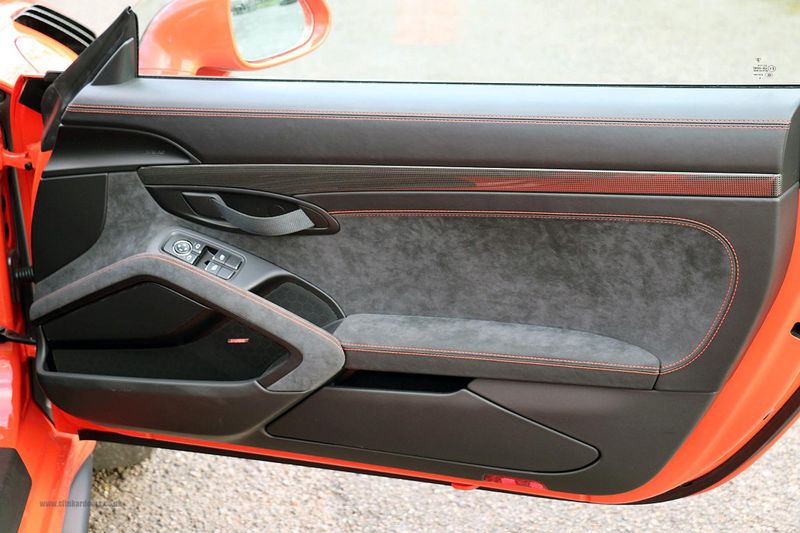 2018 Porsche 911 Coupe 3.8T 700 GT2 RS PDK