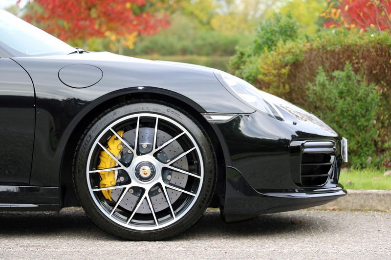 Porsche 911 Turbo S PDK with Aerokit