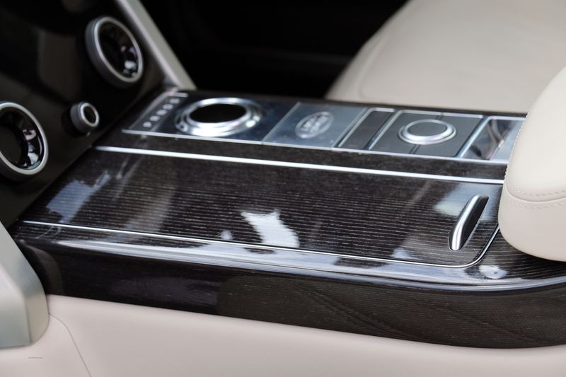 Range Rover 4.4 SDV8 Autobiography