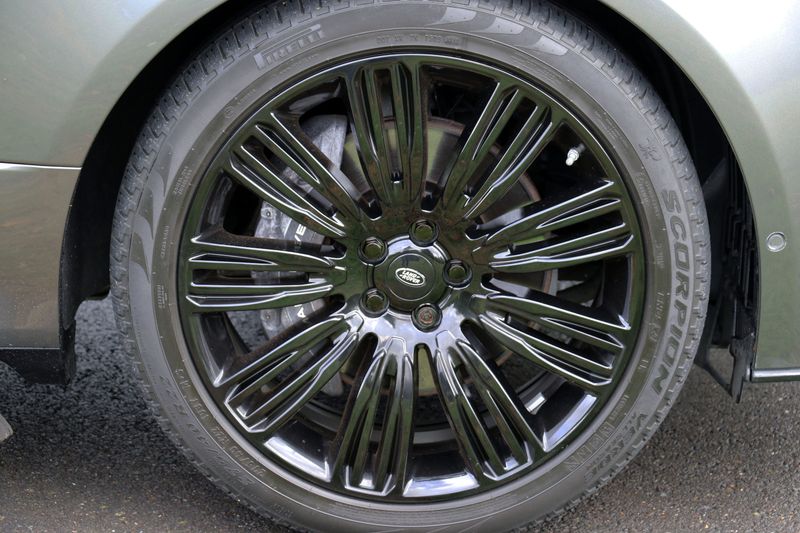 Range Rover 4.4 SDV8 Autobiography