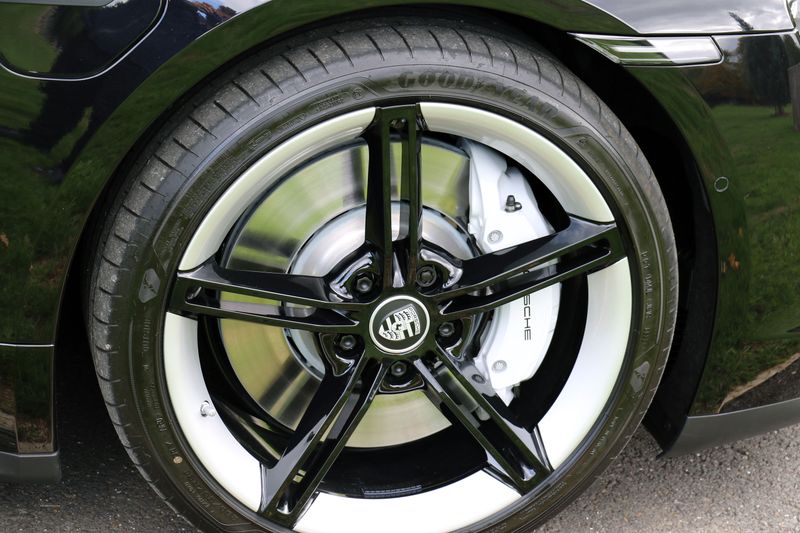 Porsche Taycan 4S 79.2KWH - Performance Battery Plus