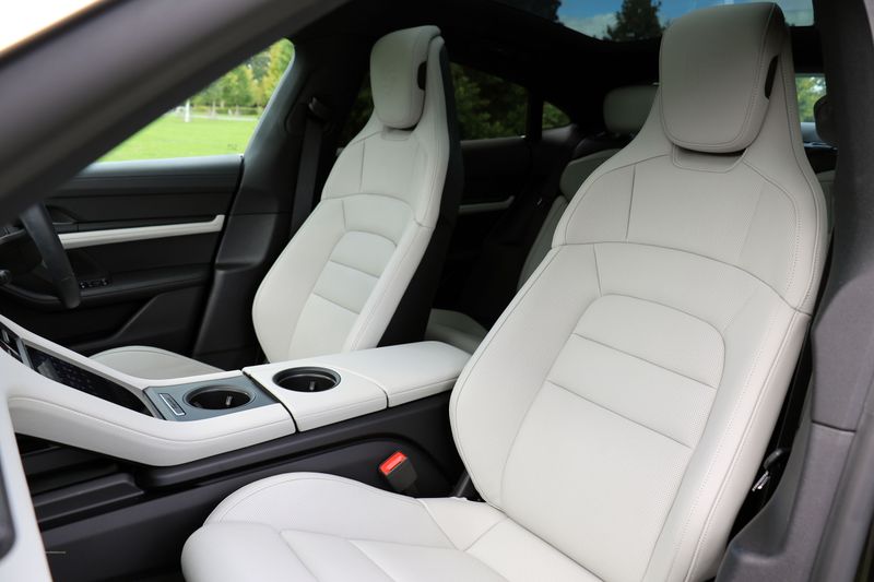 Porsche Taycan 4S 79.2KWH - Performance Battery Plus