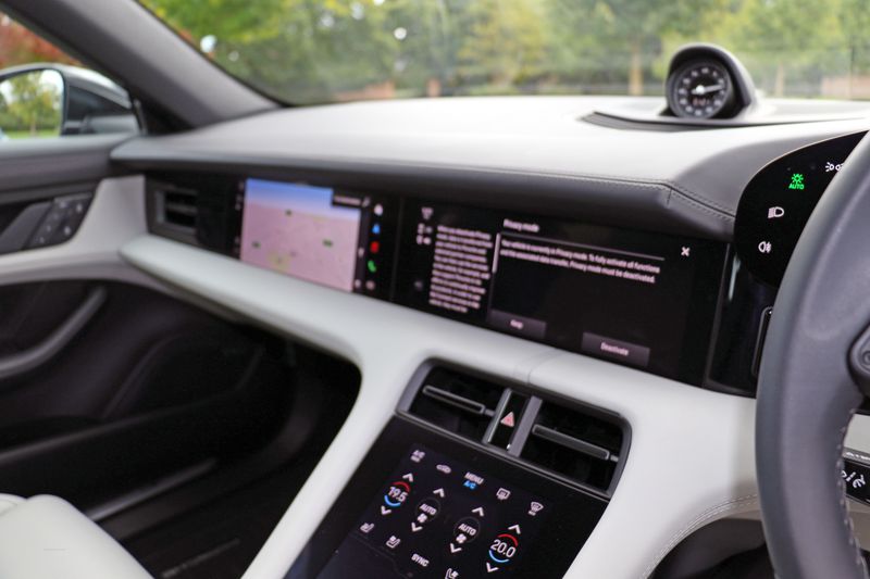 Porsche Taycan 4S 79.2KWH - Performance Battery Plus