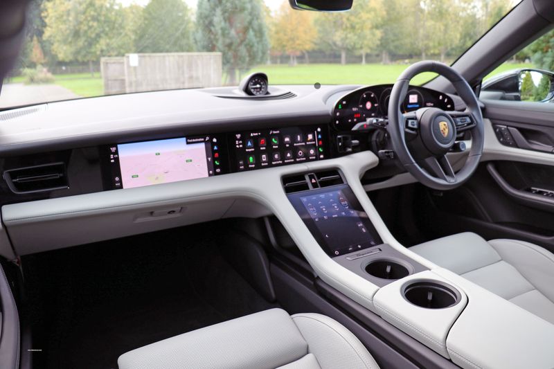 Porsche Taycan 4S 79.2KWH - Performance Battery Plus