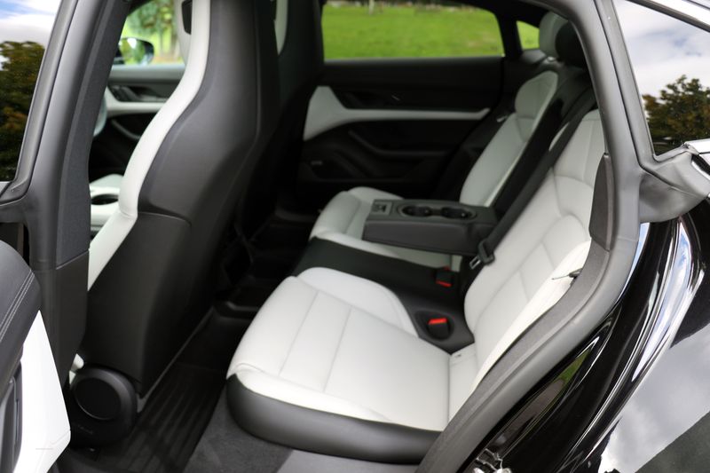 Porsche Taycan 4S 79.2KWH - Performance Battery Plus