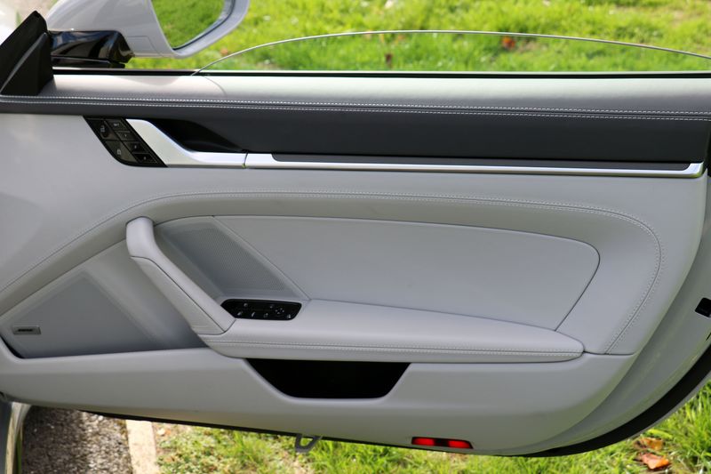 Porsche 992 Turbo S Cabriolet