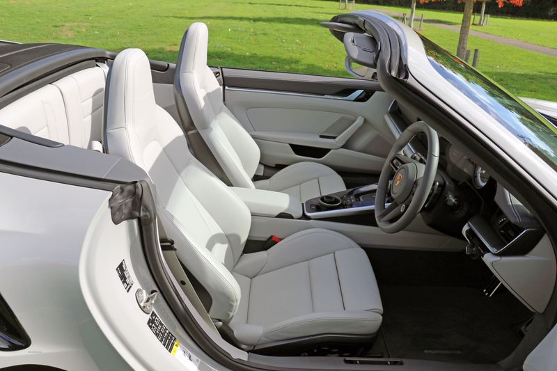 Porsche 992 Turbo S Cabriolet