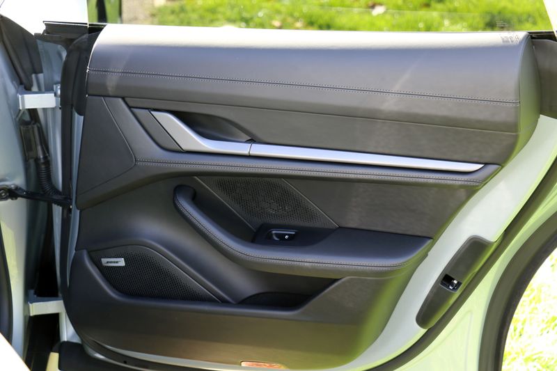 Porsche Taycan 4S Performance Plus