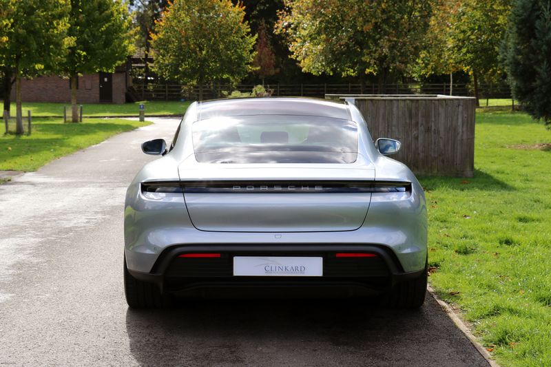 Porsche Taycan 4S Performance Plus