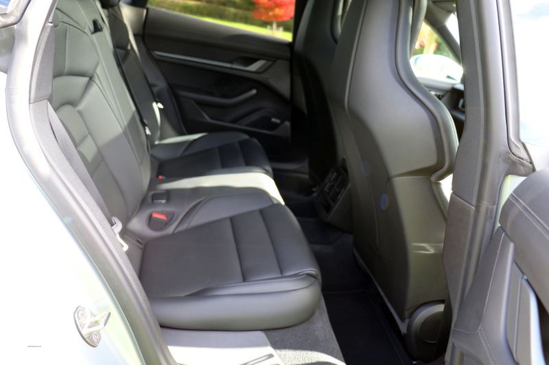 Porsche Taycan 4S Performance Plus