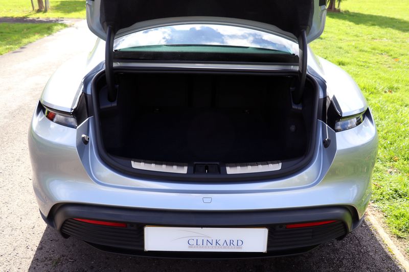 Porsche Taycan 4S Performance Plus