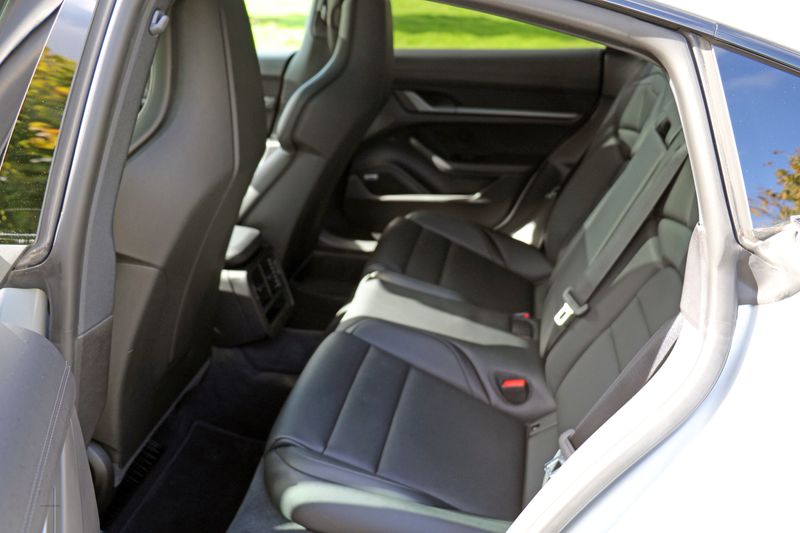 Porsche Taycan 4S Performance Plus