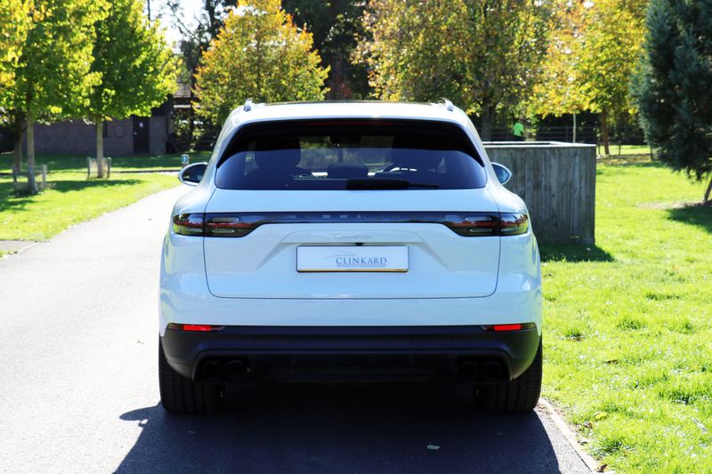 Porsche Cayenne 3.0 V6 Auto £25,000 in options!
