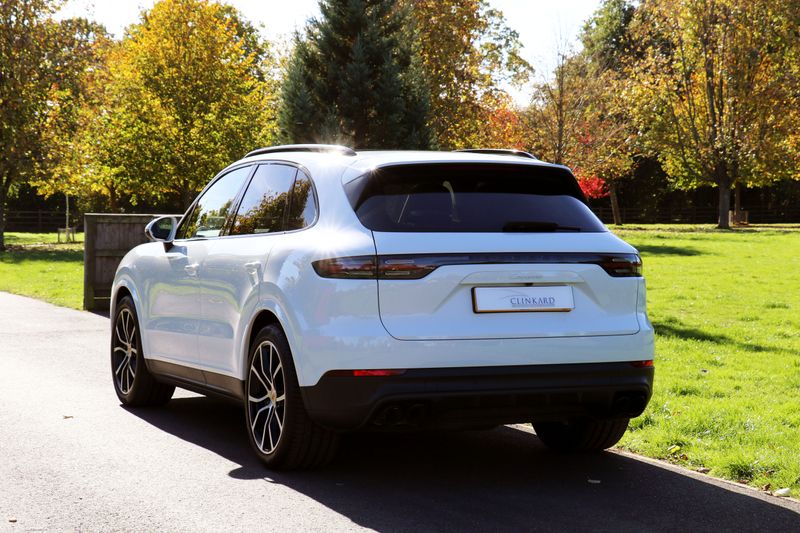 Porsche Cayenne 3.0 V6 Auto £25,000 in options!