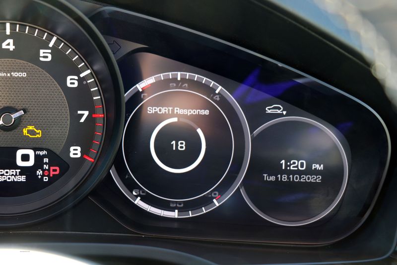 Porsche Cayenne 3.0 V6 Auto £25,000 in options!