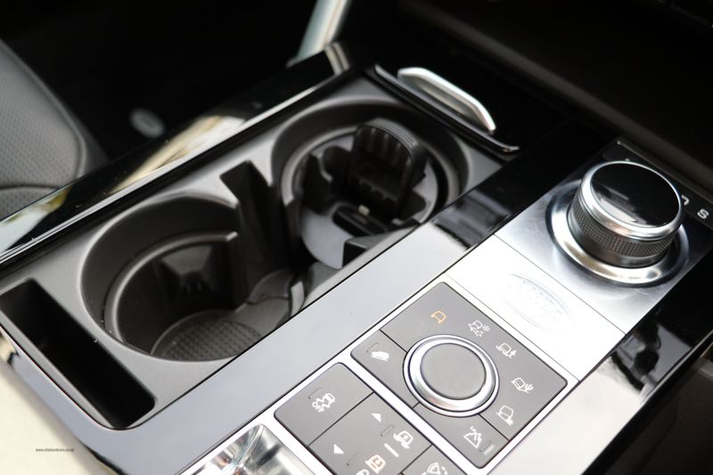 Landrover Discovery HSE 3.0 TD6 Commercial VAT Qualifying