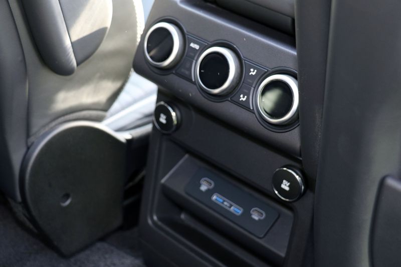 Landrover Discovery 3.0 SDV6 HSE Luxury