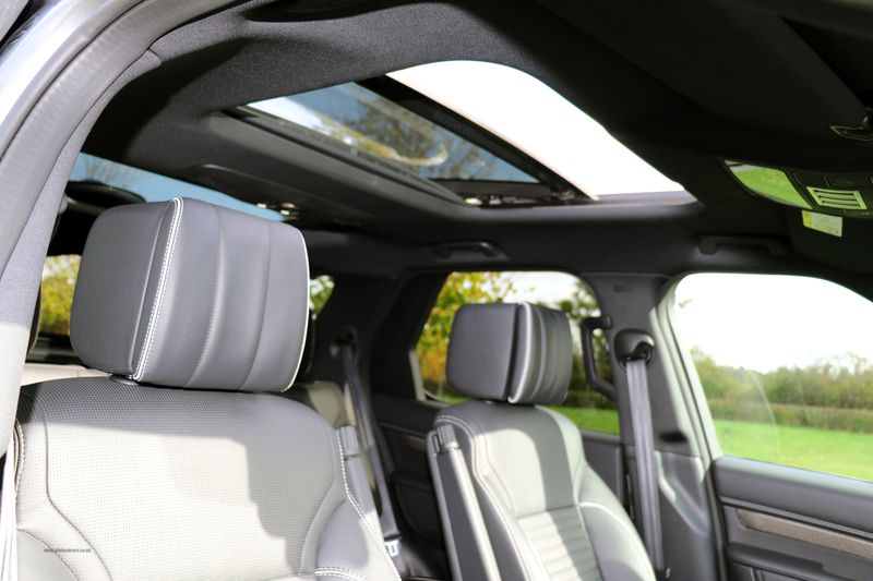 Landrover Discovery 3.0 SDV6 HSE Luxury